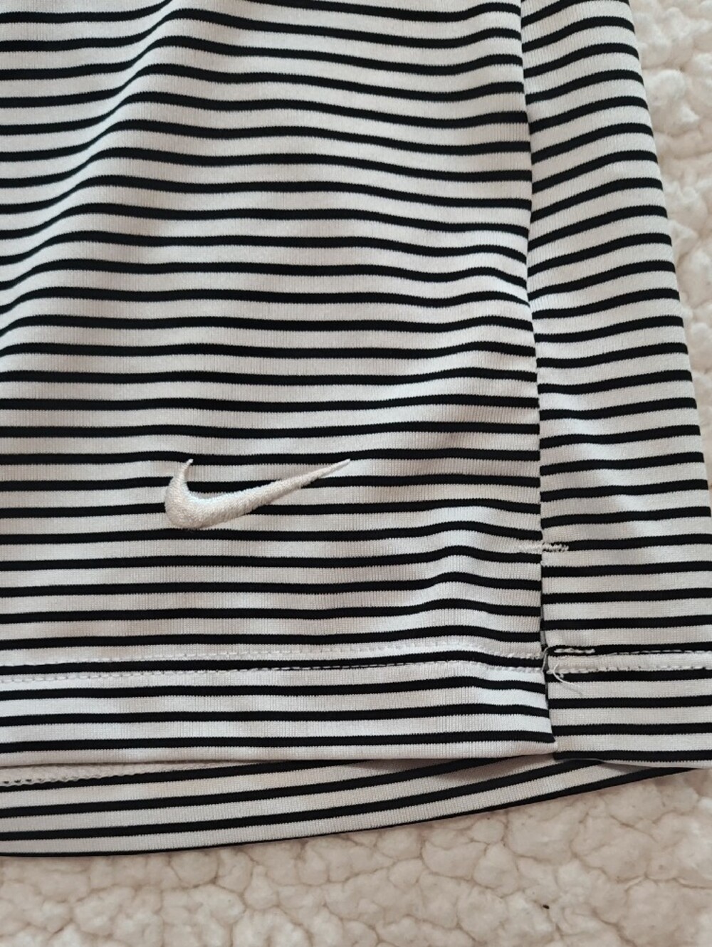 Nike Women’s Black & White Striped Sleeveless Polo Tank - Picture 3 of 5